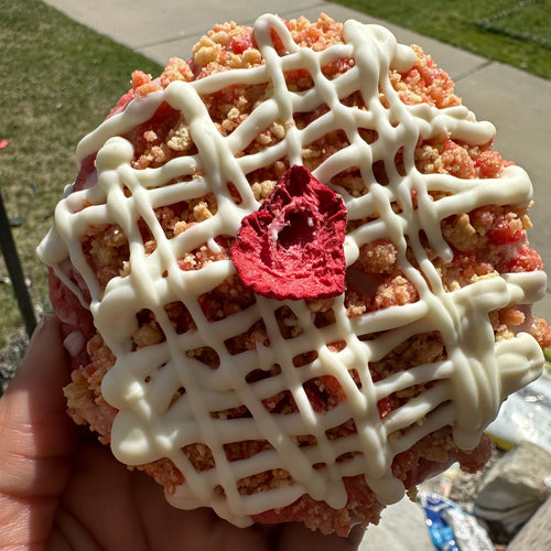 Stuffed Strawberry Shortcake Crunch